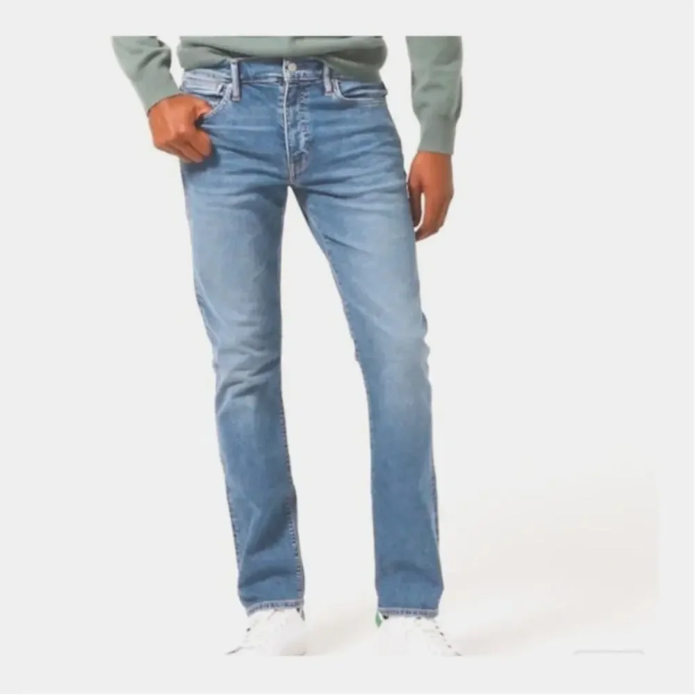 NWOT J. Crew 770™ Straight-Fit Stretch Jean In Seven-Year Wash Blue 34/30 *Flaw